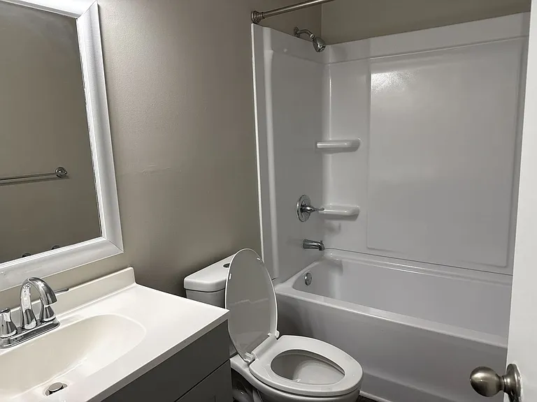 Pelham Place — Photo 15