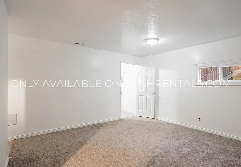 637 N 600 W — Photo 6