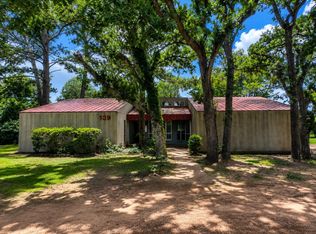 139 Zubicek Rd, Cat Spring, TX 78933