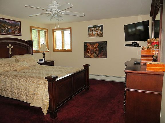 2nd image of 179 Alice Ave