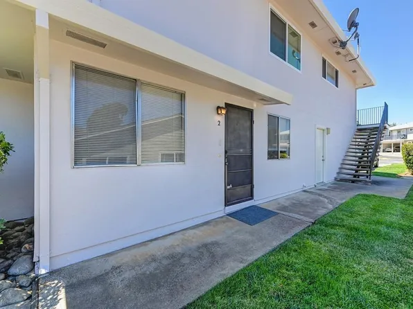 3551 Town Ct APT 2, Auburn, CA 95602
