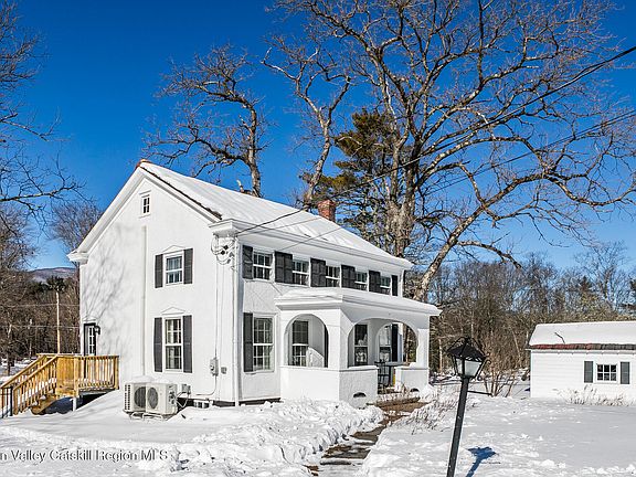 3rd image of 8 George Sickle Road