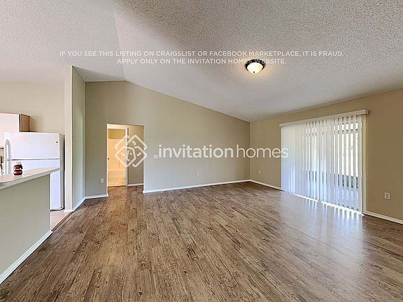 5th image of 907 Albertville Ct