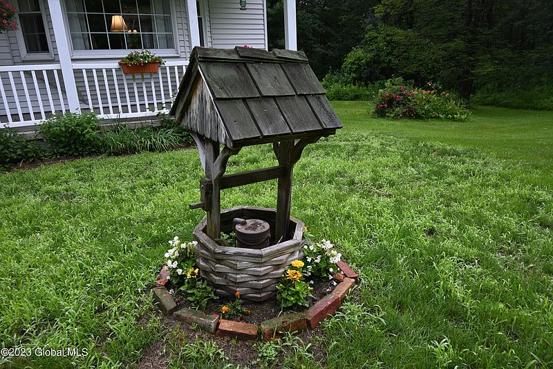 2nd image of 2781 Galway Road