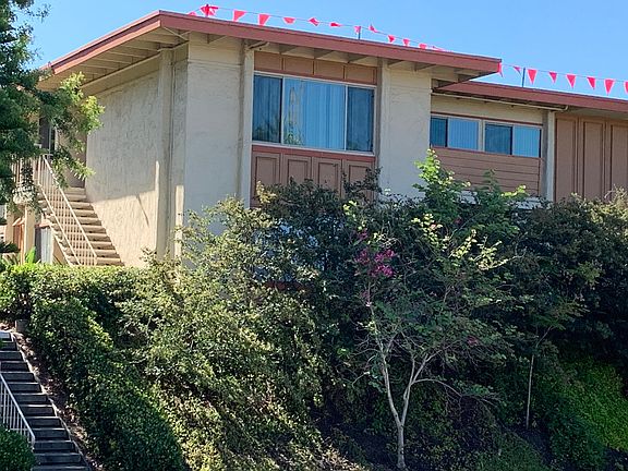 4th image of 6852 Hyde Park Dr Unit H