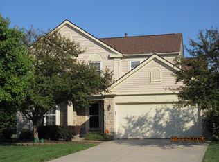 7805 Emerald Pl, Lewis Center, OH 43035