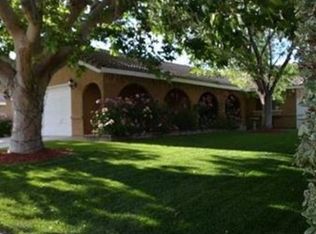 2339 Oakcrest Ave, Palmdale, CA 93550