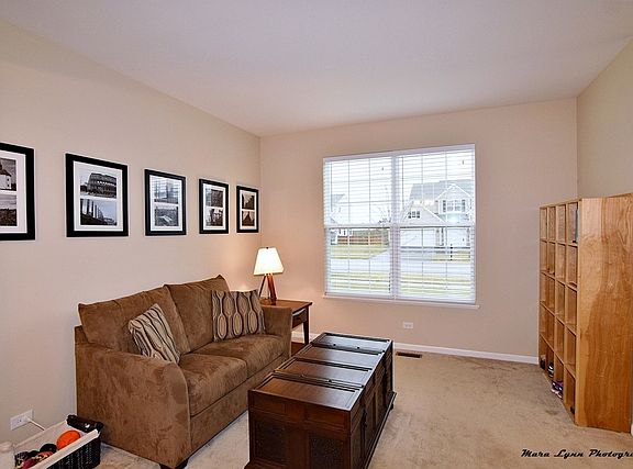 5th image of 3149 Whirlaway Ln