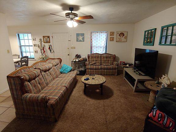 3rd image of 421 Teal Ln APT B