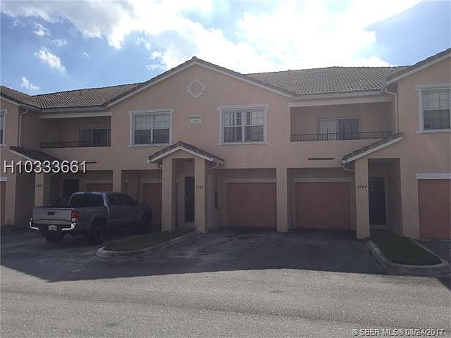 1st image of 2603 Belmont Ln #2603