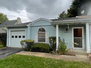 2317 Linden Dr, Woodstock, IL 60098