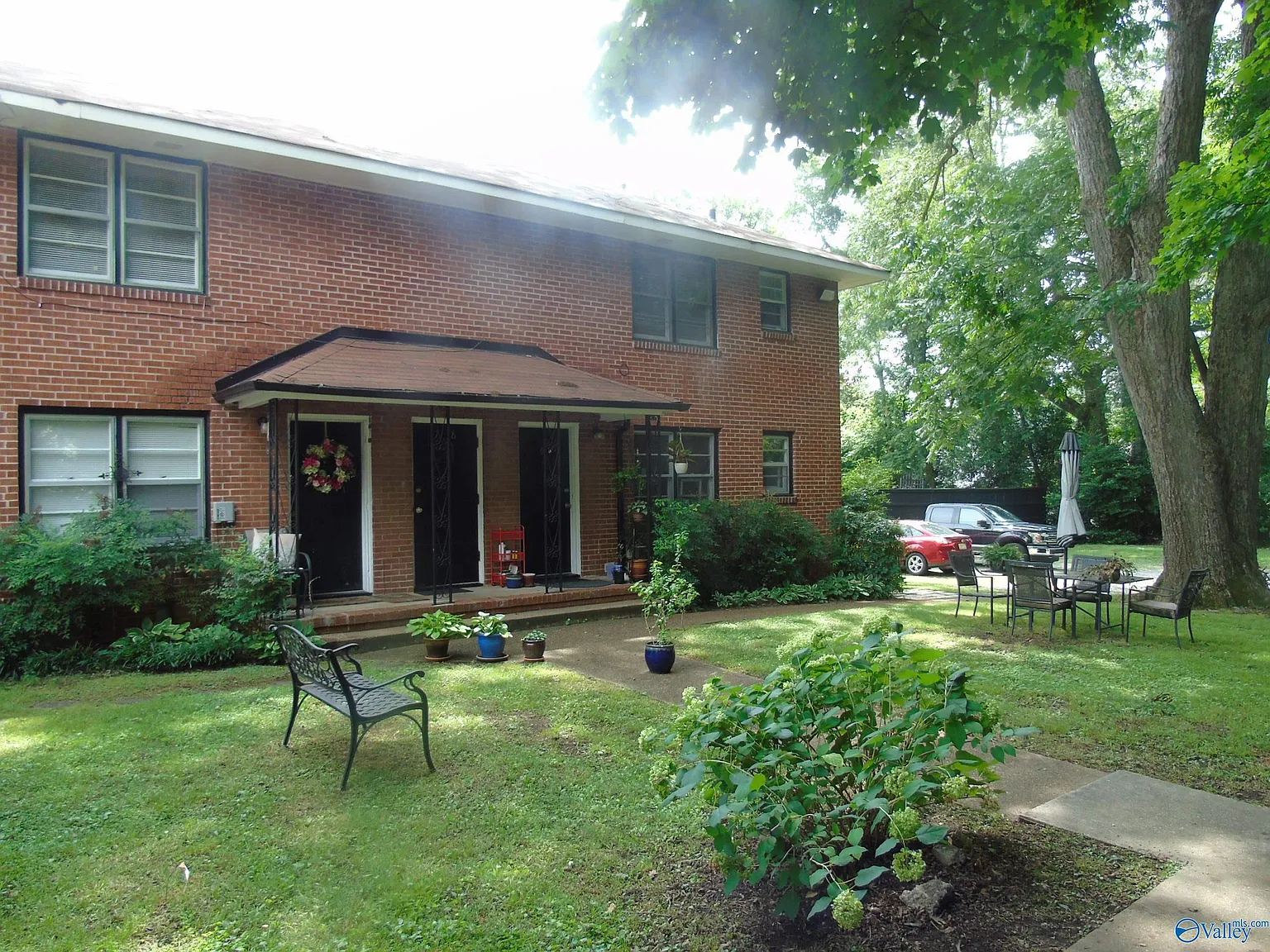1 bed, 1.0 bath, 650 sqft, $1,000 — Photo 2