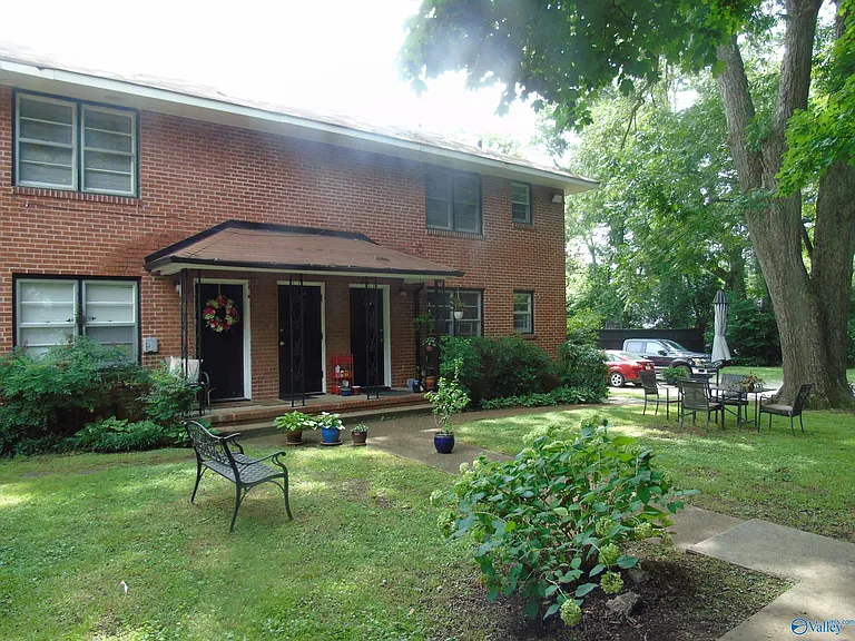 128 Walker Ave NE #7 — Photo 2