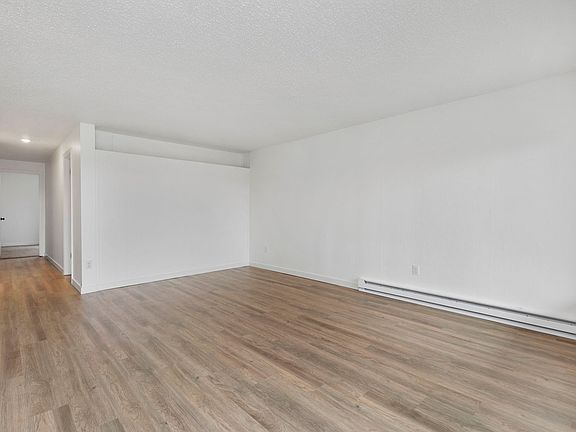 4th image of 962 Sunset Blvd NE APT D6