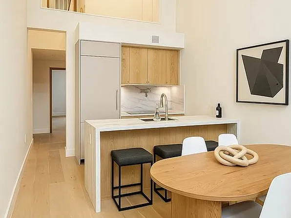 269 Eckford St #1A, Brooklyn, NY 11222