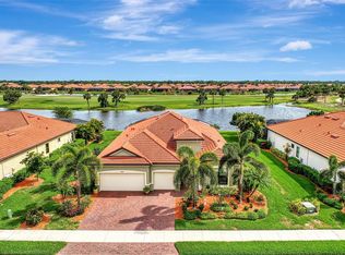 10808 Whisk Fern Dr, Venice, FL 34293