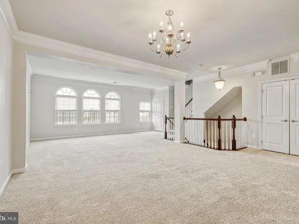 345 Chessington Dr, Odenton, MD 21113