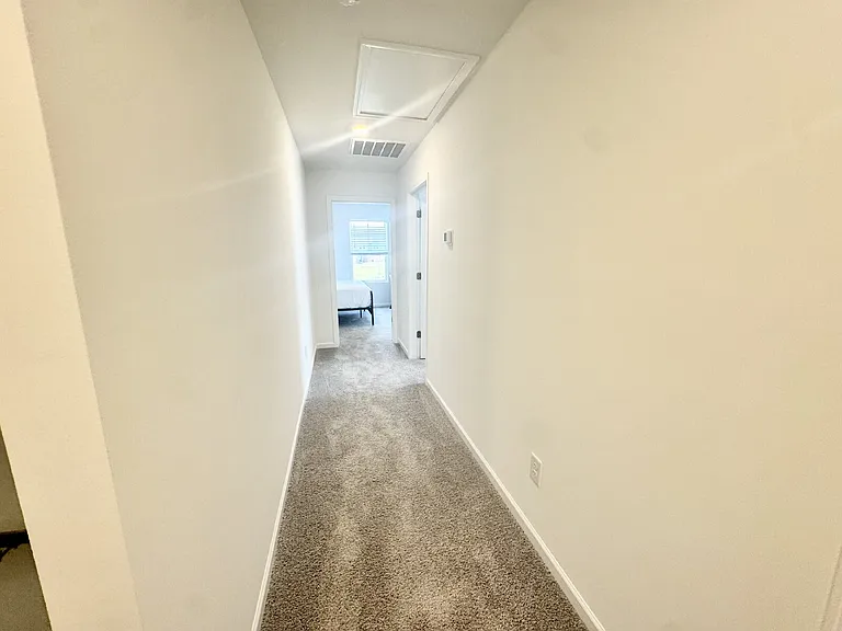 551 Seaborn Cir — Photo 17
