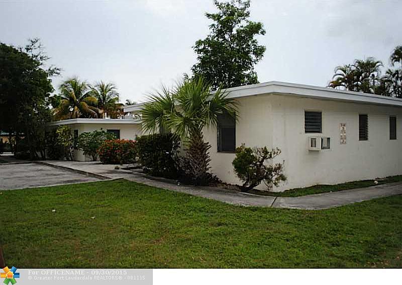 1st image of 400 SE 11th Ct #1-6