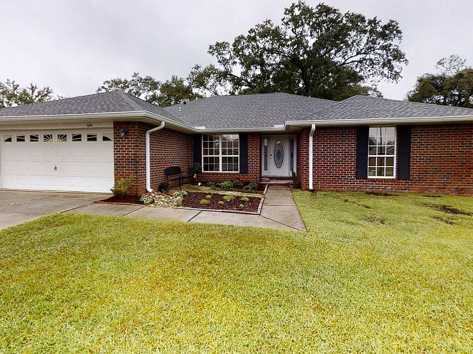 1st image of 654 Shiloh Dr