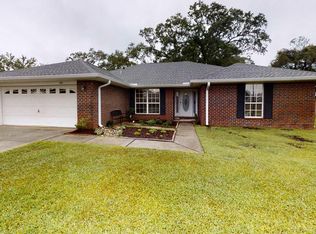 654 Shiloh Dr, Pensacola, FL 32503