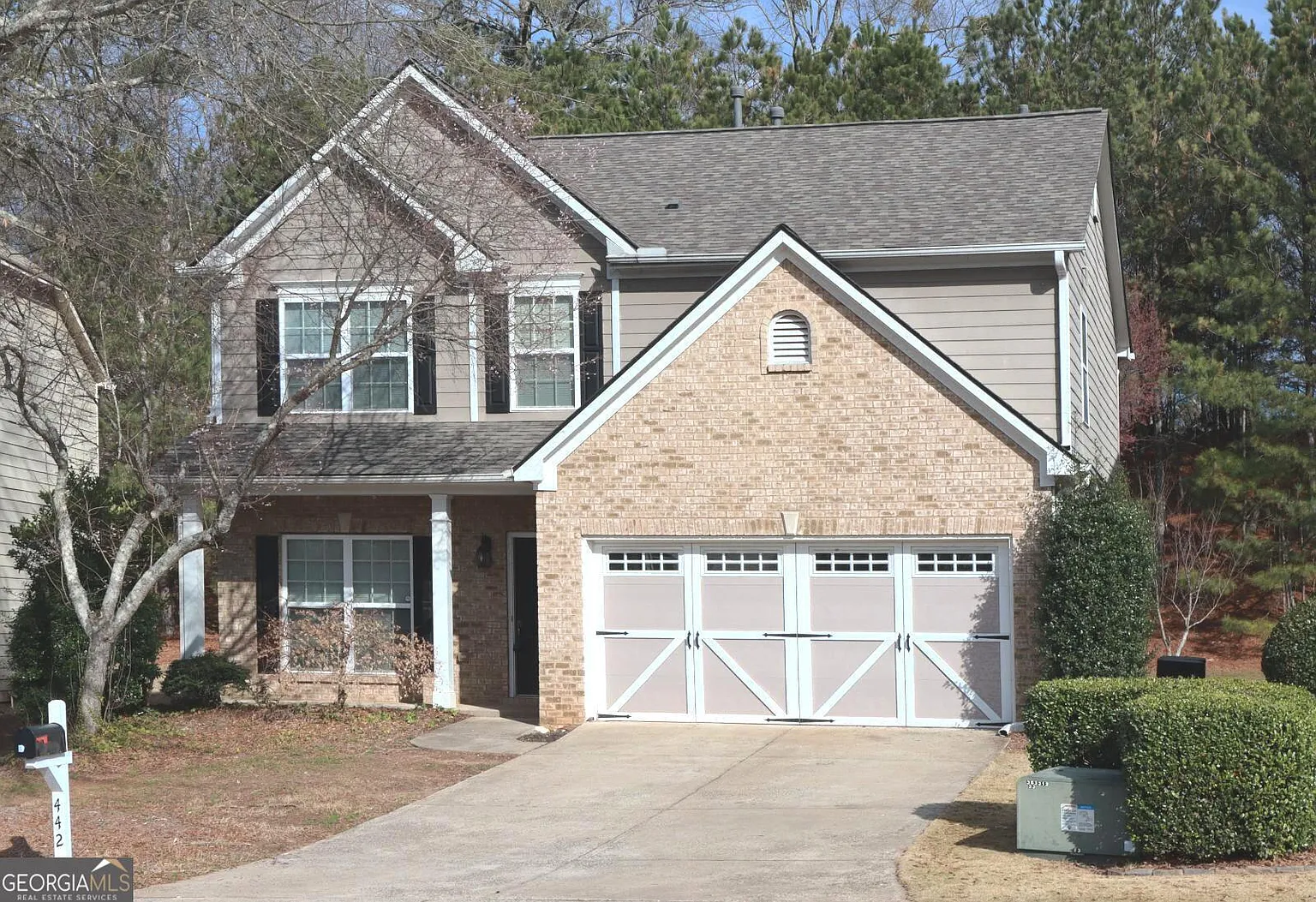 442 Crestmont Ln photo 1