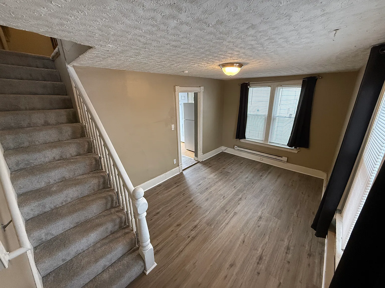 1 bed, 500 sqft, $900 — Photo 4