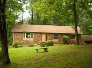 127 Monticello Rd, Oak Ridge, TN 37830