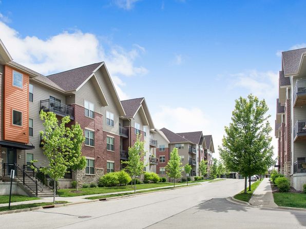 W135N7255 Lund Cir #W135-w135d