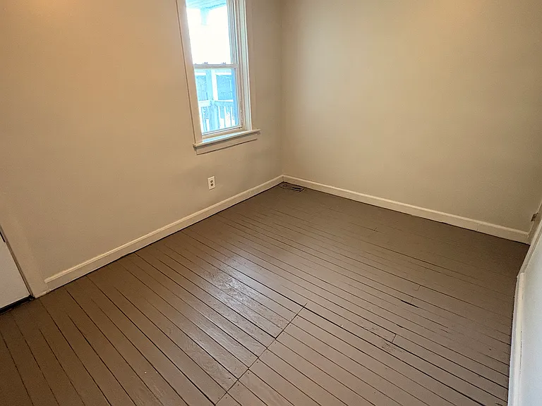 2248 Logan St — Photo 10