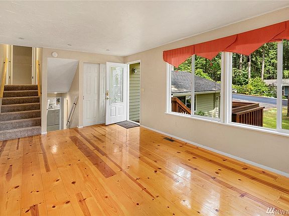 4th image of 14102 56th Ave NW