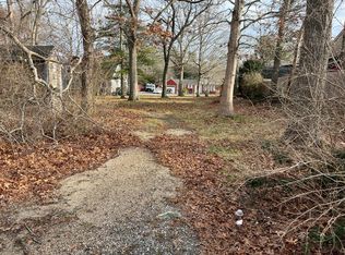 32 Woodbine Ave, West Yarmouth, MA 02673