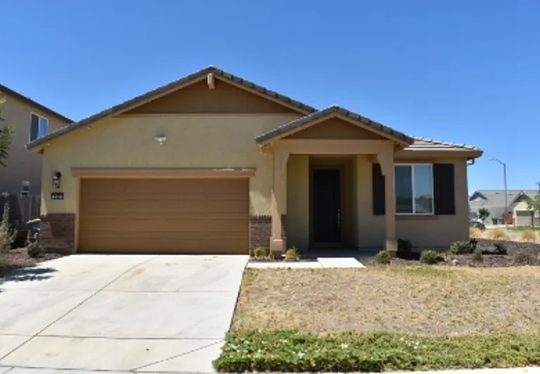 3591 Sunstone Ct — Photo 1