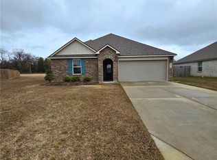 8024 Olde Town Ct, Alexandria, LA 71303