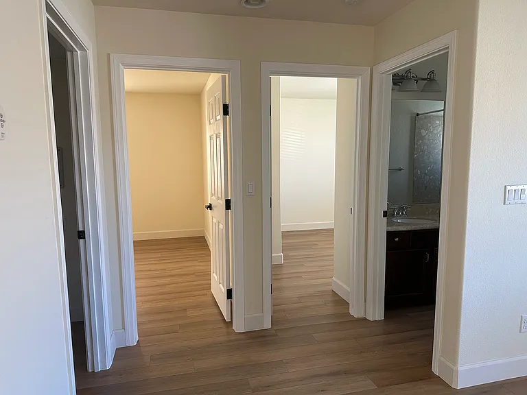 6821 Treble Clef Ave — Photo 13