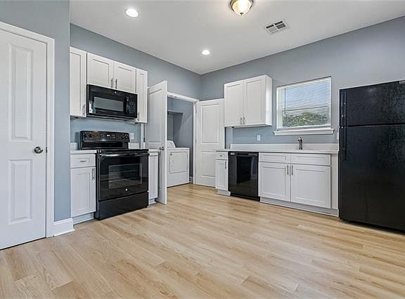 5th image of 303 Shrewsbury Rd