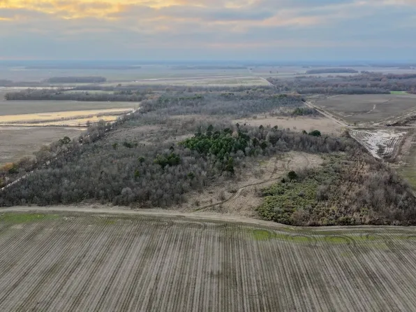 (undisclosed Address), Holly Grove, AR 72069