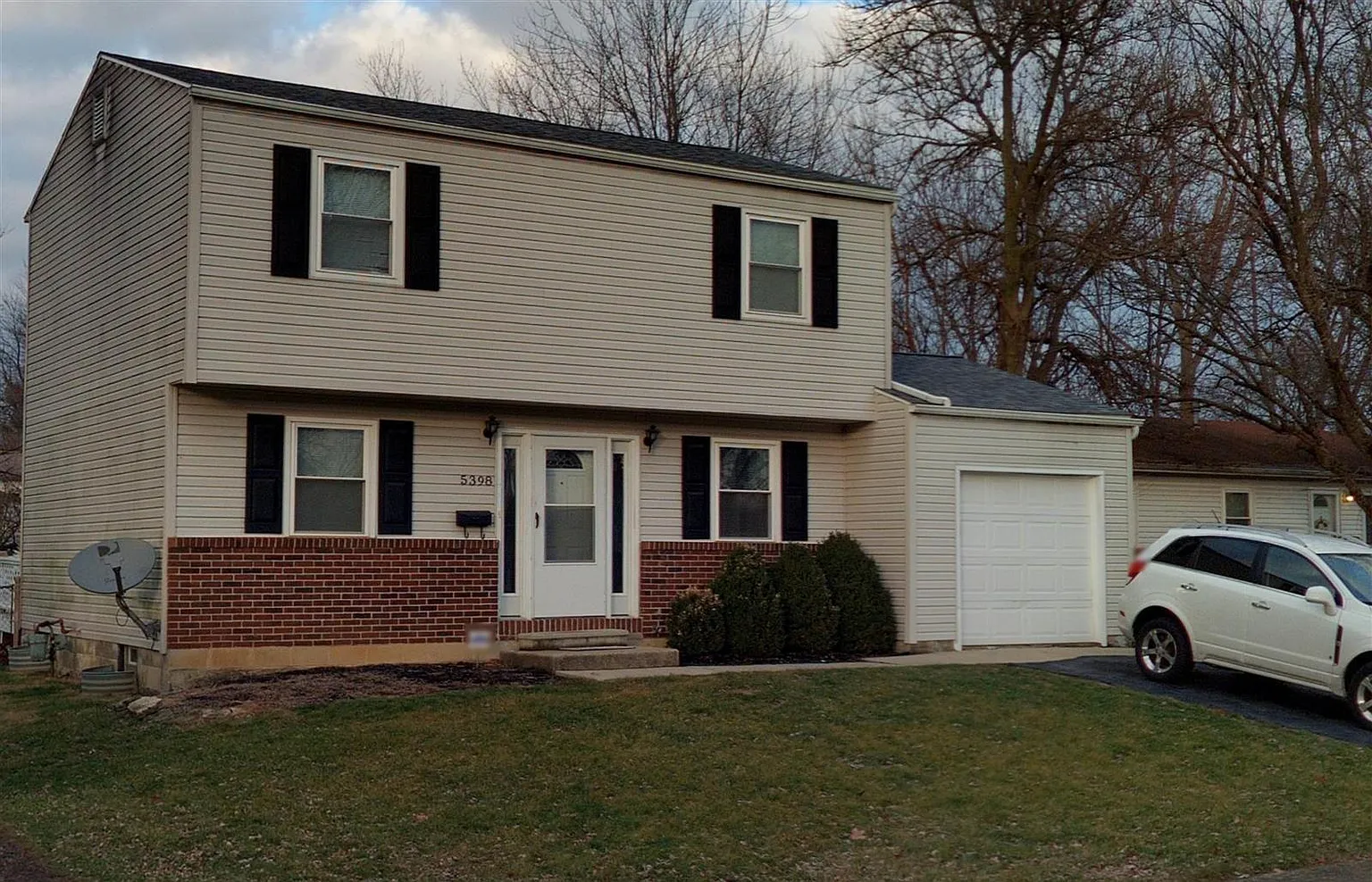 5398 Centner Ln photo 1