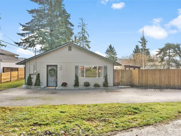 251 NE Bryan Lane, Belfair, WA 98528