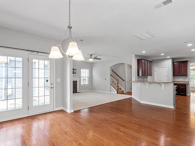 1121 Survada Ln — Photo 11