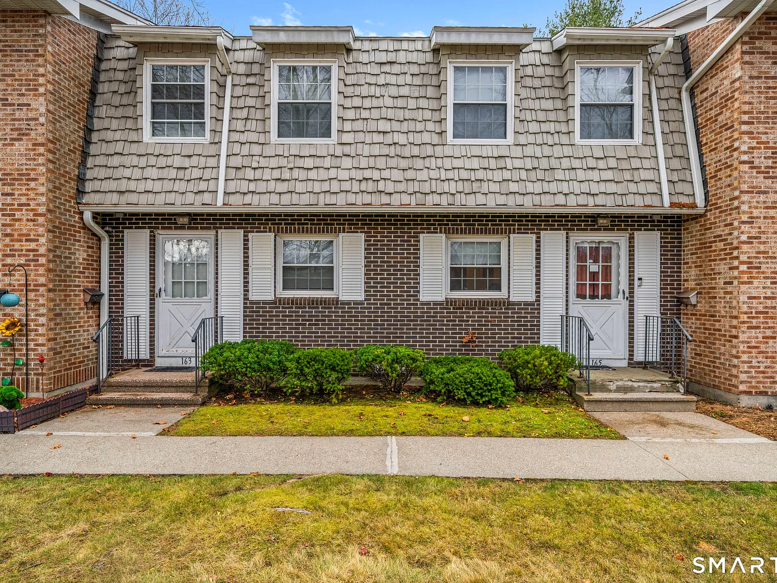 2 bed, 1.5 bath, 1036 sqft, $1,800 — Photo 2