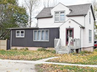 527 Park St, Osage, IA 50461