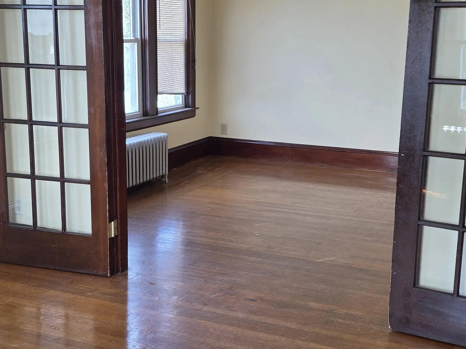 3 bed, 1300 sqft, $2,350 — Photo 4