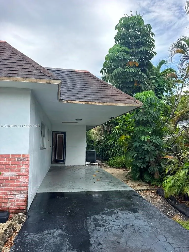 2 bed, 2.0 bath, 2947 sqft, $2,850 — Photo 4