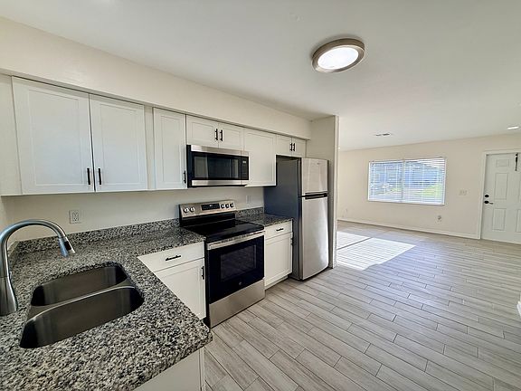 2nd image of 1125 Harry Ave S #1127
