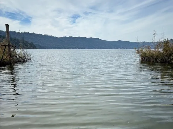 14135 Lakeshore Dr, Clearlake, CA 95422