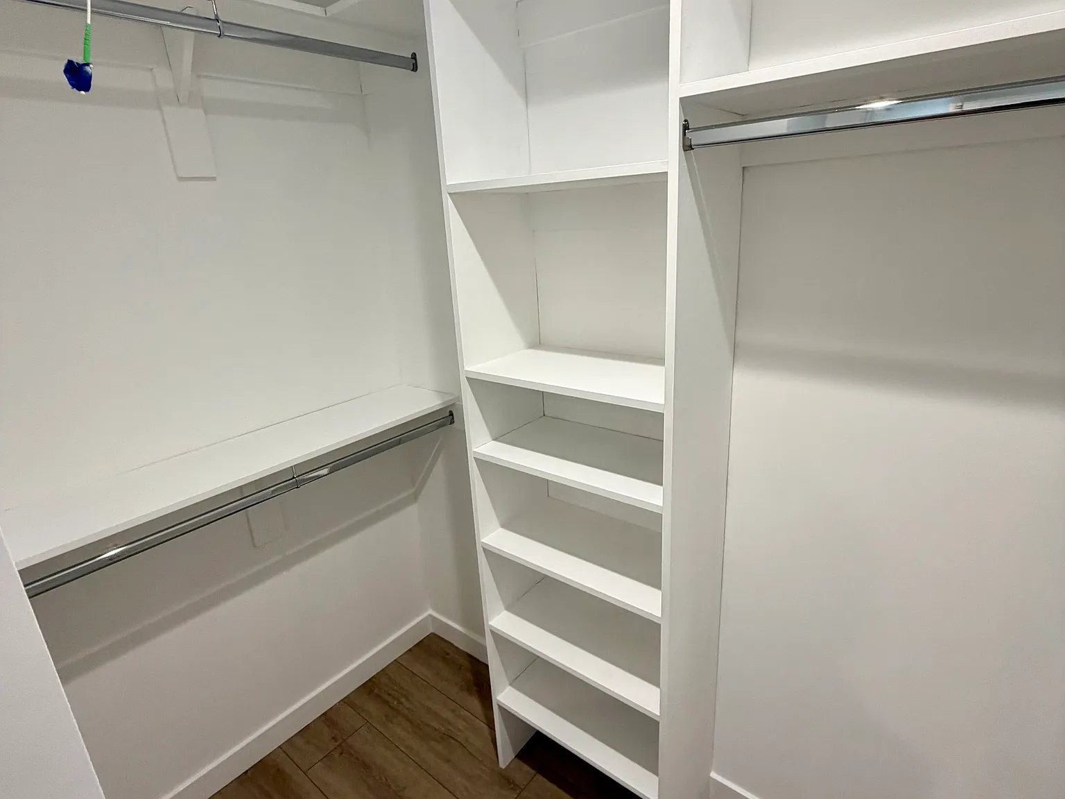 Studio, 1.5 bath, 650 sqft, $3,475 — Photo 3