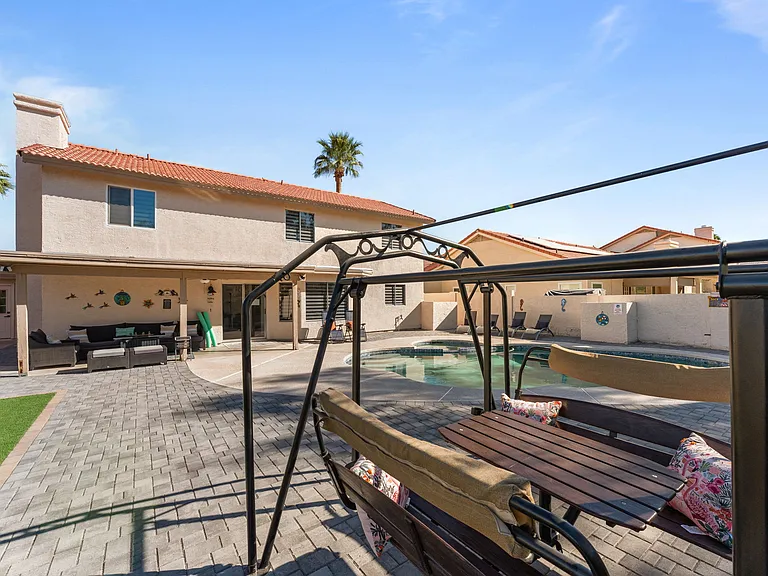 11417 W Orange Blossom Ln — Photo 5