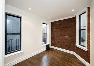 Rented by Icon Realty Management
