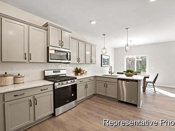 7th image of this home